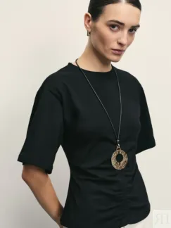 Футболка со сборкой Zarina