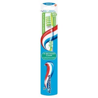 AQUAFRESH Зубная щетка Инбитвин клин
