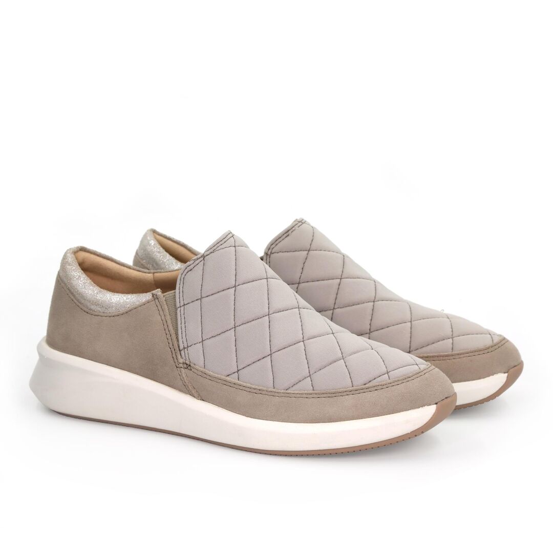 Женские кроссовки Clarks, песочные фото 1