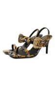 Босоножки Versace Jeans Couture 74VA3S71/ZS366 фото 1
